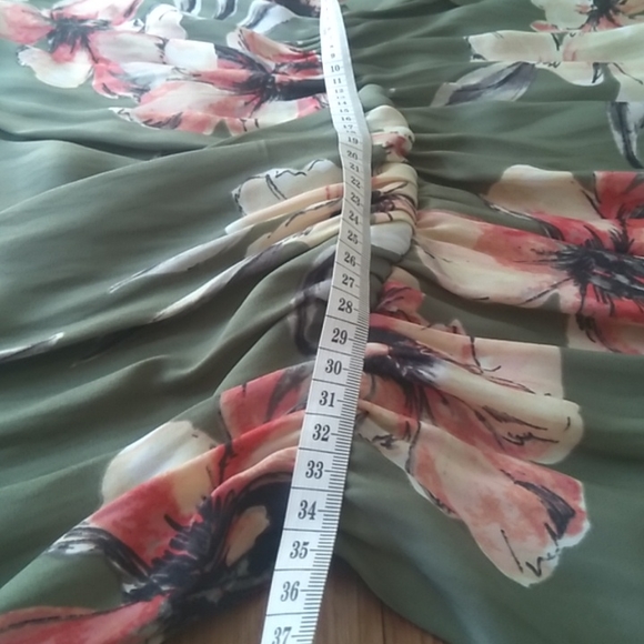 🌟 Host Pick! Witchery Green Floral Dress AU 12 - Picture 6 of 8